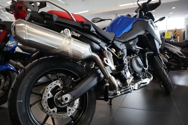 2024 BMW F 800 GS Light White/Blue/Black in Other in Edmonton - Image 3