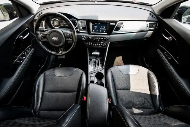 2019 Kia Niro EX Premium • HEATED SEATS • WIRELESS CHARGING in Cars & Trucks in Kingston - Image 16