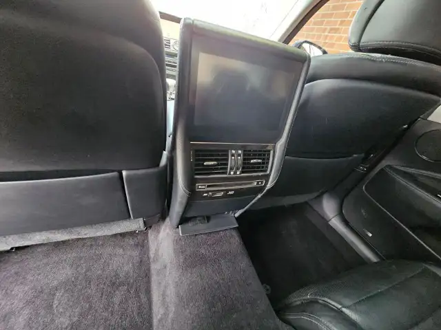 2014 Lexus LS 600H AWD-NAVI-MASSAGE SEAT-DVD- LWB in Cars & Trucks in Oakville / Halton Region - Image 28