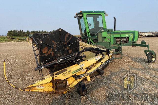 CO-OP Implements 742 Swather w/ Header in Farming Equipment in Edmonton