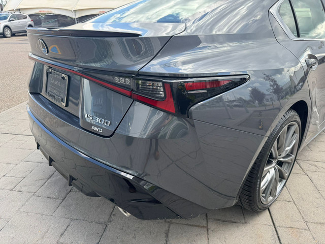 2022 Lexus IS 300 F SPORT / APPLE CARPLAY/ POWERFUL V6 ENGINE in Cars & Trucks in Calgary - Image 4