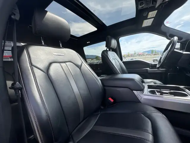 2021 Ford F-350 Super Duty Platinum PLATINUM (DIESEL - POWER RUN in Cars & Trucks in Cranbrook - Image 12