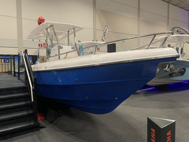 2023 Apex Quepos 27 Incl 2 Yamaha 115HP in Powerboats & Motorboats in Barrie - Image 2