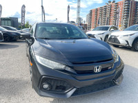 La Honda Civic Si 2019 est une version sportive de la célèbre Civic. Offrant un excellent équilibre... (image 4)