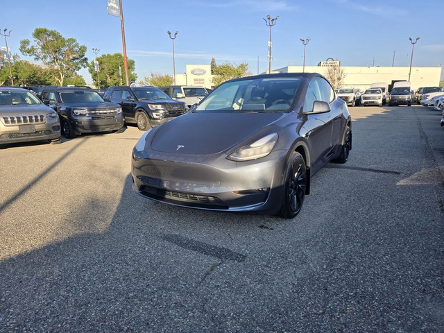 2022 Tesla Model Y LONG RANGE AWD | AUTONOMOUS DRIVING in Cars & Trucks in Calgary - Image 3