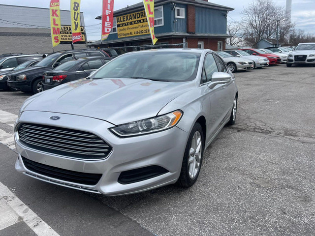 2016 Ford Fusion 4dr Sdn SE FWD in Cars & Trucks in City of Toronto - Image 2