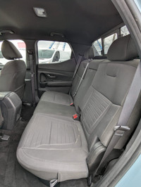 LOW KMS! SANTA CRUZ PREFERRED AWD! FULLY LOADED, APPLE CARPLAY/ANDROID AUTO, LEATHER INTERIOR, POWER... (image 9)
