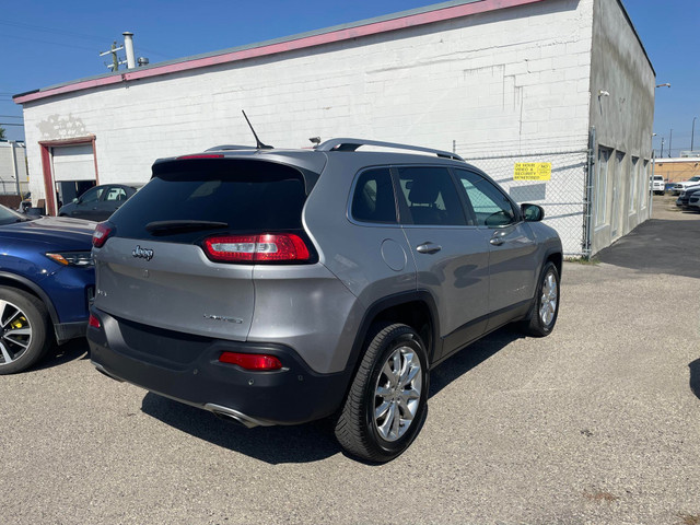 2015 Jeep Cherokee Limited  / leather / Remote start in Cars & Trucks in Calgary - Image 3