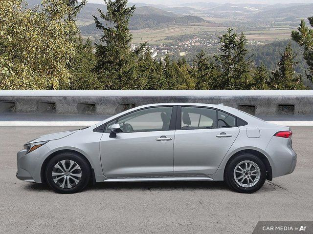 2023 Toyota Corolla Hybrid LE in Cars & Trucks in Moncton - Image 2