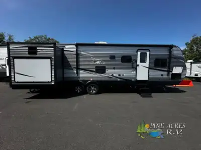 Jayco Jay Flight travel trailer 32TSBH highlights: Large Bunkhouse Private Bedroom Flip-Up Table U-S...