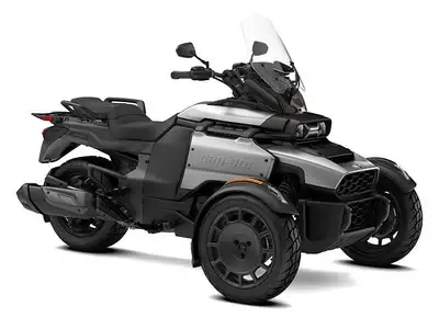 CAN-AM Canyon Standard 2025 Le robuste Canyon rend la conduite en solo amusante avec des repose-pied...