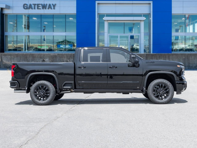 2025 Chevrolet Silverado 2500HD High Country in Cars & Trucks in Mississauga / Peel Region - Image 4