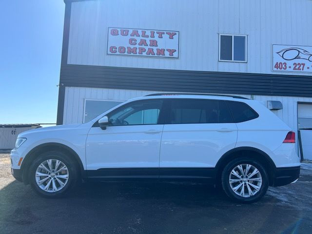 2018 Volkswagen Tiguan Trendline AWD- WARRANTY INC, HEATED SEATS in Cars & Trucks in Red Deer - Image 2