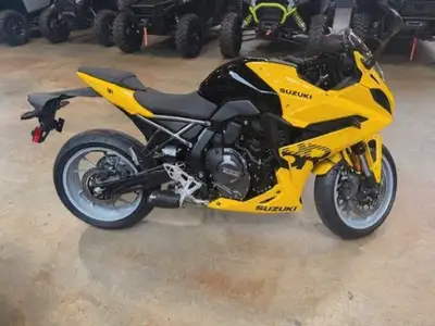 APPLY NOW: https://www.ridecollective.ca/get-pre-approved The 2025 Suzuki GSX-R1000 is a high-perfor...