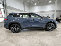 PANORAMIC ROOF, NAVIGATION SYSTEM, ADAPTIVE CRUISE CONTROL, LANE DEPARTURE WARNING, HEATED STEERING... (image 8)