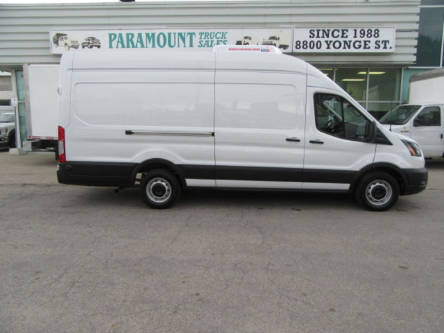  2020 Ford Transit GAS T-250 148 EL W/BASE WITH NEW LOW TEMP REE in Cars & Trucks in Markham / York Region - Image 2