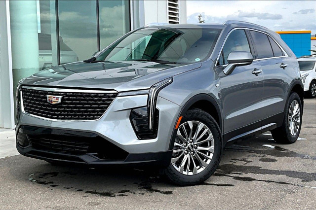 2024 Cadillac XT4 in Cars & Trucks in Calgary - Image 3