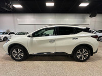 Our 2023 Nissan Murano SV AWD helps make your journeys more comfortable more convenient, and more fu... (image 1)