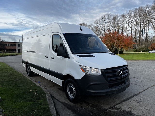 2022 Mercedes-Benz Sprinter 2500 170"wb High Roof in Cars & Trucks in Delta/Surrey/Langley