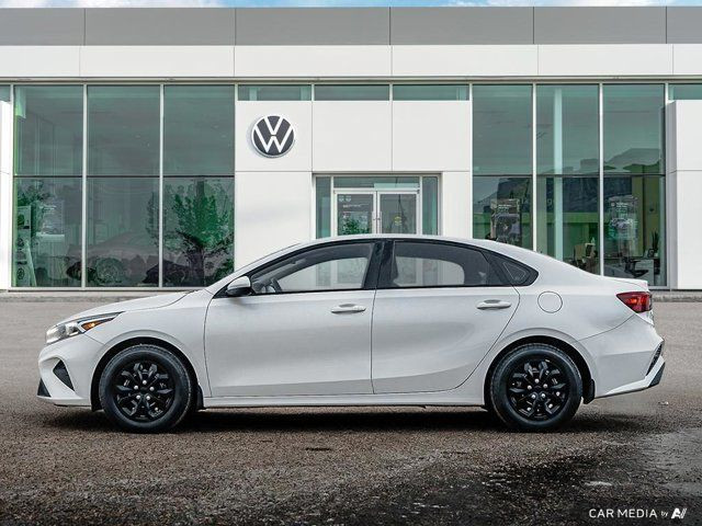 2022 Kia Forte LX | Clean Carfax | Heated Seats in Cars & Trucks in Grande Prairie - Image 3