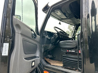 2020 INTERNATIONAL LT625;Heavy Duty Trucks - Conventional Truck w/ Sleeper Penske Location 632 BELGR... (image 8)