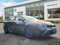 This Kia Forte delivers a Regular Unleaded I-4 2.0 L/122 engine powering this Variable transmission.... (image 6)