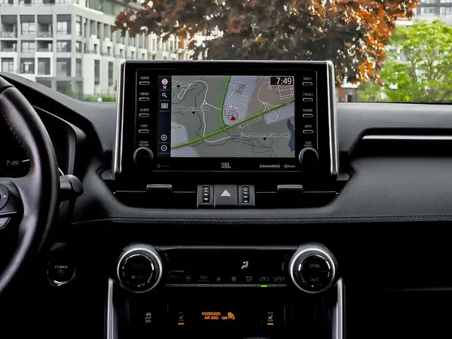 2021 Toyota RAV4 Hybrid XSE AWD in Cars & Trucks in City of Toronto - Image 24