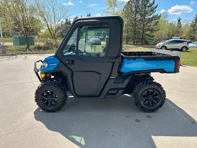 ONLY $169 BI-WEEKLY! 2021 CAN-AM DEFENDER HD10 in ATVs in Strathcona County - Image 11