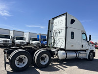 Ryder Stock ID: 252806 Transmission Type/Speed: AUTO 12 Engine: DIESEL DD15 GHG'17 475/1650 Horse Po... (image 5)