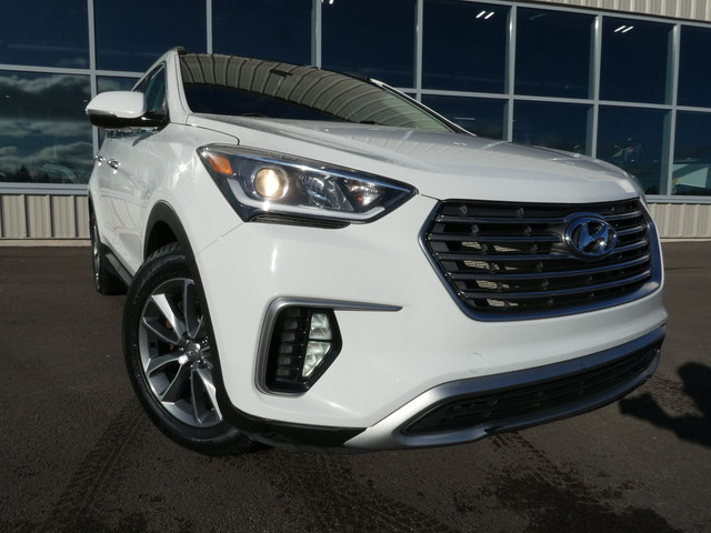  2018 Hyundai Santa Fe XL Luxury,7 Passenger, Sunroof, Nav, Back in Cars & Trucks in Moncton