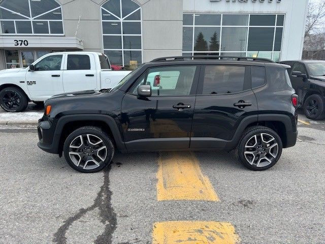 2019 Jeep Renegade Limited 4x4 / SALE SPECIAL! in Cars & Trucks in Ottawa - Image 2