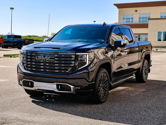 2022 GMC Sierra 1500 Denali Ultimate 6.2L in Cars & Trucks in Strathcona County - Image 4