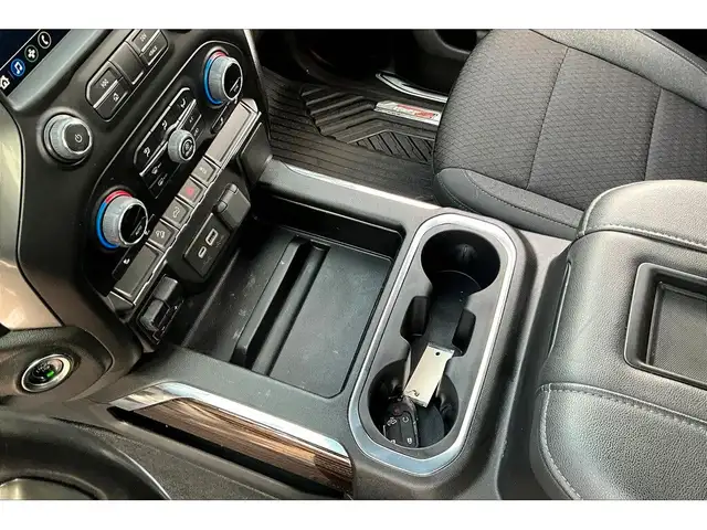 2022 Chevrolet Silverado 1500 LTD LT Trail Boss | 5.3L V8 | Line in Cars & Trucks in Mississauga / Peel Region - Image 15