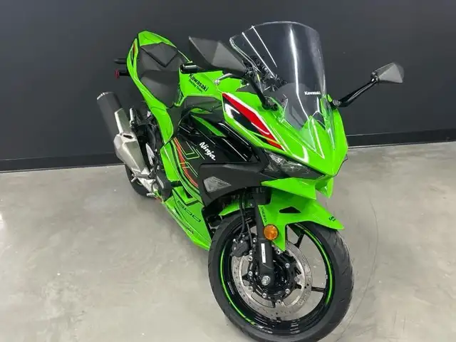 2024 Kawasaki NINJA 500 SE KRT in Sport Bikes in Lanaudière - Image 3