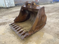 Excavator Buckets & Attachments 20-50 Ton