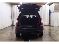 **ACCIDENT FREE - MECHANICALLY CERTIFIED** 60,412 KM This 2022 Jeep Grand Cherokee Wk 4x4 Laredo is... (image 9)