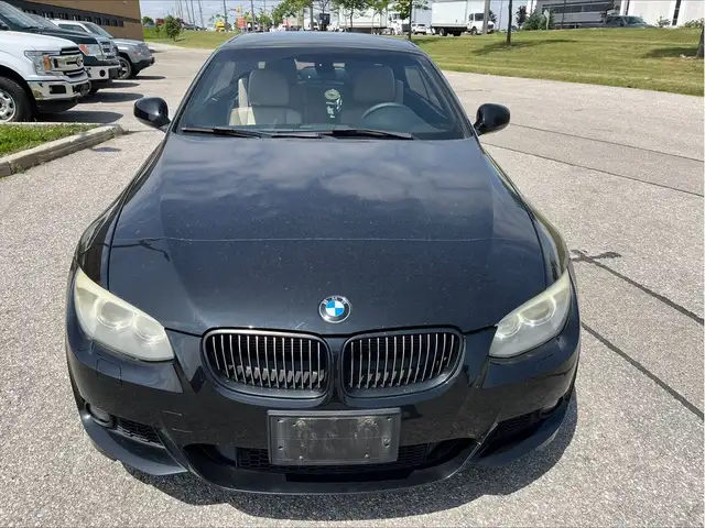 2011 BMW 3 Series Cabriolet 335is in Cars & Trucks in Mississauga / Peel Region - Image 7
