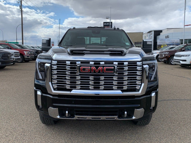 2025 GMC Sierra 3500HD in Cars & Trucks in Medicine Hat - Image 2