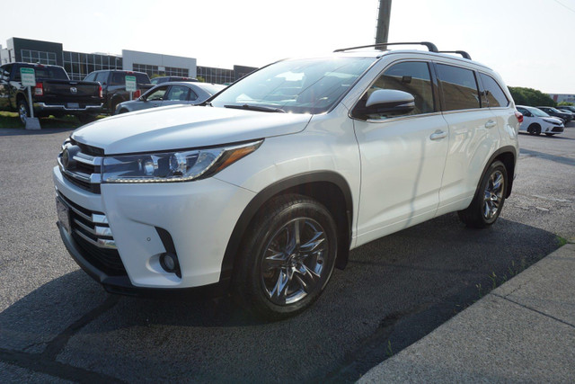 2017 Toyota Highlander in Cars & Trucks in Oakville / Halton Region - Image 3