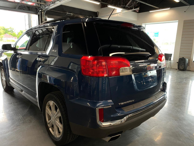 Gmc Terrain AWD 4dr SLE w-SLE-2 2017 in Cars & Trucks in City of Montréal - Image 4