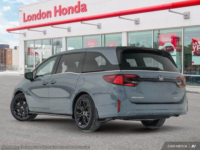 2025 Honda Odyssey Black Edition in Cars & Trucks in London - Image 4