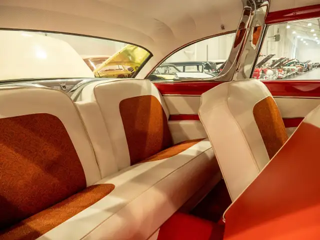 1956 Ford Crown Victoria in Classic Cars in London - Image 17