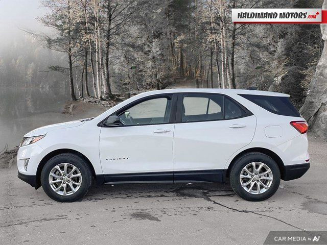 2021 Chevrolet Equinox LS in Cars & Trucks in Hamilton - Image 2