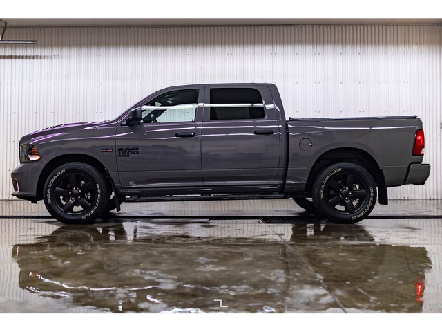2022 Ram 1500 Classic 4x4 Crew Cab Express PSeat BCam in Cars & Trucks in Calgary - Image 3