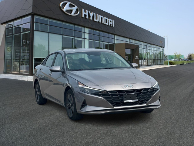 2023 Hyundai Elantra Preferred in Cars & Trucks in Oshawa / Durham Region - Image 3