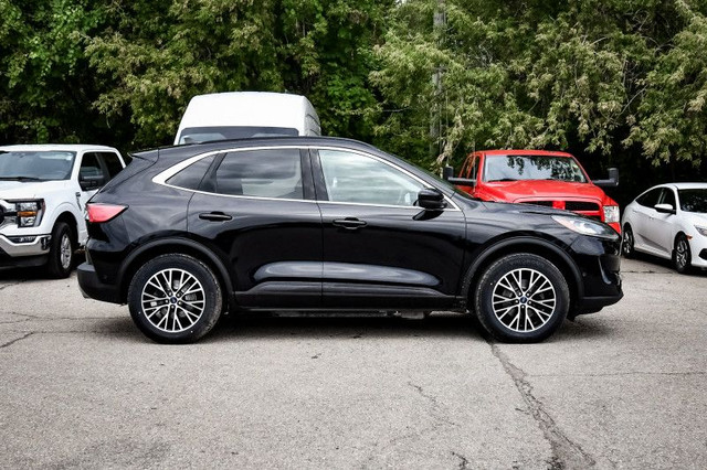 2021 Ford Escape Titanium Plug-In Hybrid • SUNROOF • NAVIGATION in Cars & Trucks in Kingston - Image 2
