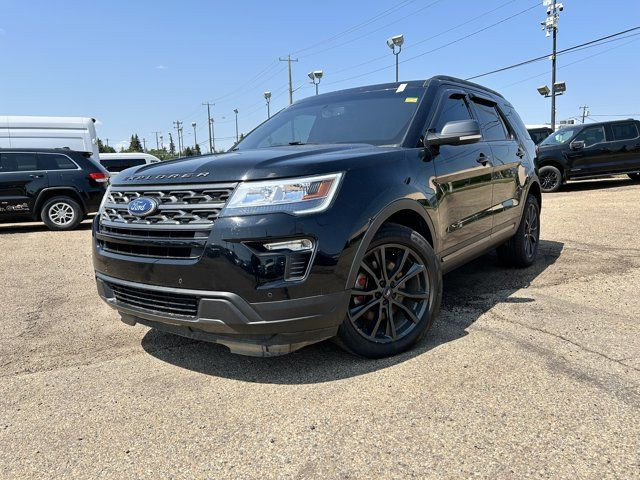 2018 Ford Explorer XLT | Rear Cam | Heated Seats | SYNC 3 in Cars & Trucks in Edmonton - Image 2