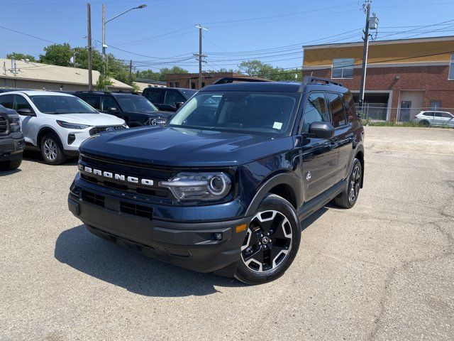 2023 Ford Bronco Sport Outer Banks | Wireless Charging in Cars & Trucks in Edmonton - Image 2