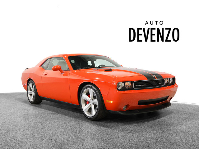 2008 Dodge Challenger SRT8 6.1L V8 Hemi 425HP First Production Y in Cars & Trucks in Laval / North Shore