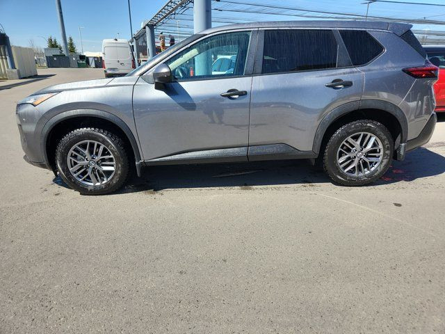 2021 Nissan Rogue S | AWD | CLOTH | in Cars & Trucks in Calgary - Image 2